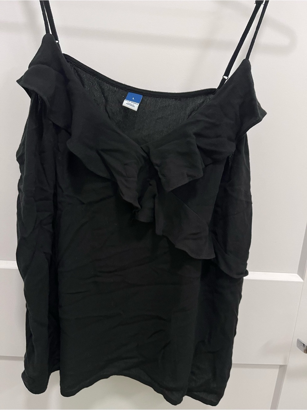 Old Navy Black Ruffle Cami - Picture 4 of 5